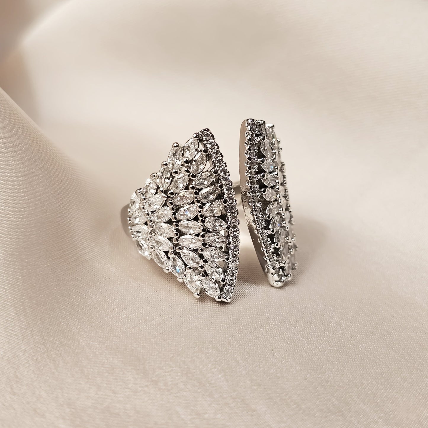 Trendy Micro Silver Angel Wings Ring - FAH Jewelry