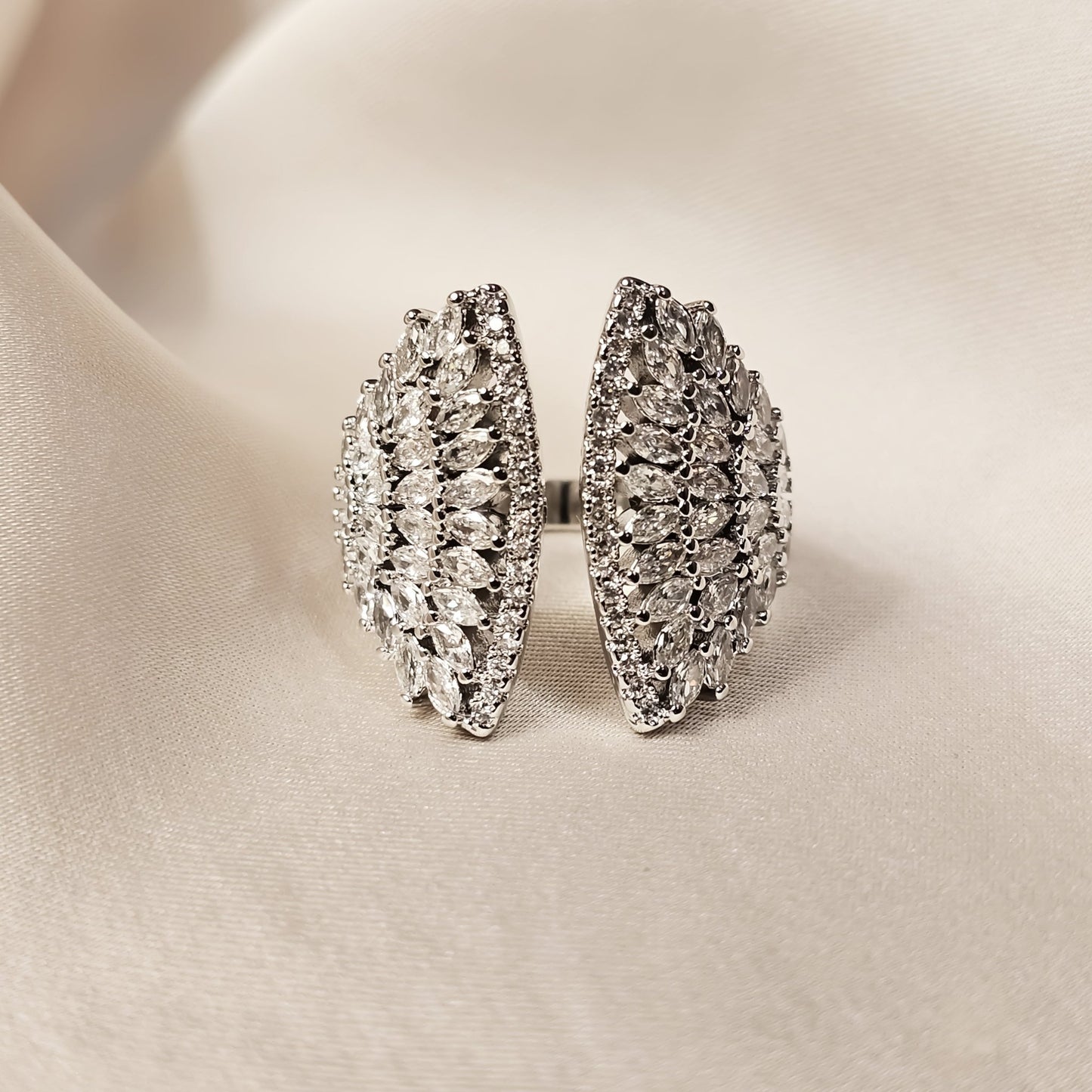 Trendy Micro Silver Angel Wings Ring - FAH Jewelry