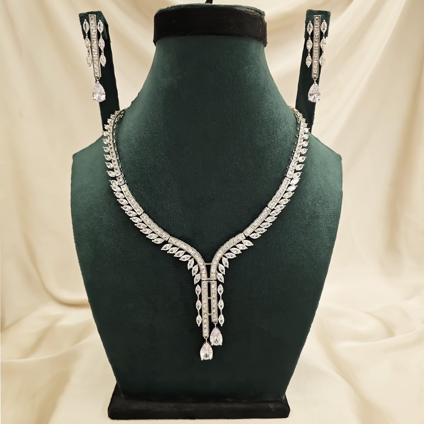 Twilight Grace Arc - FAH Jewelry