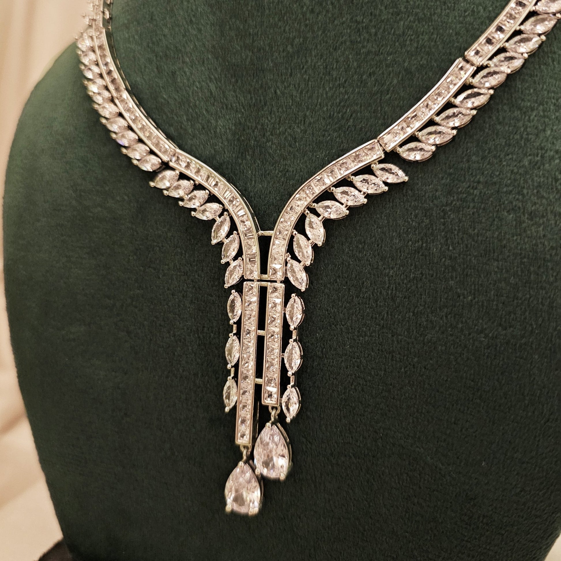 Twilight Grace Arc - FAH Jewelry