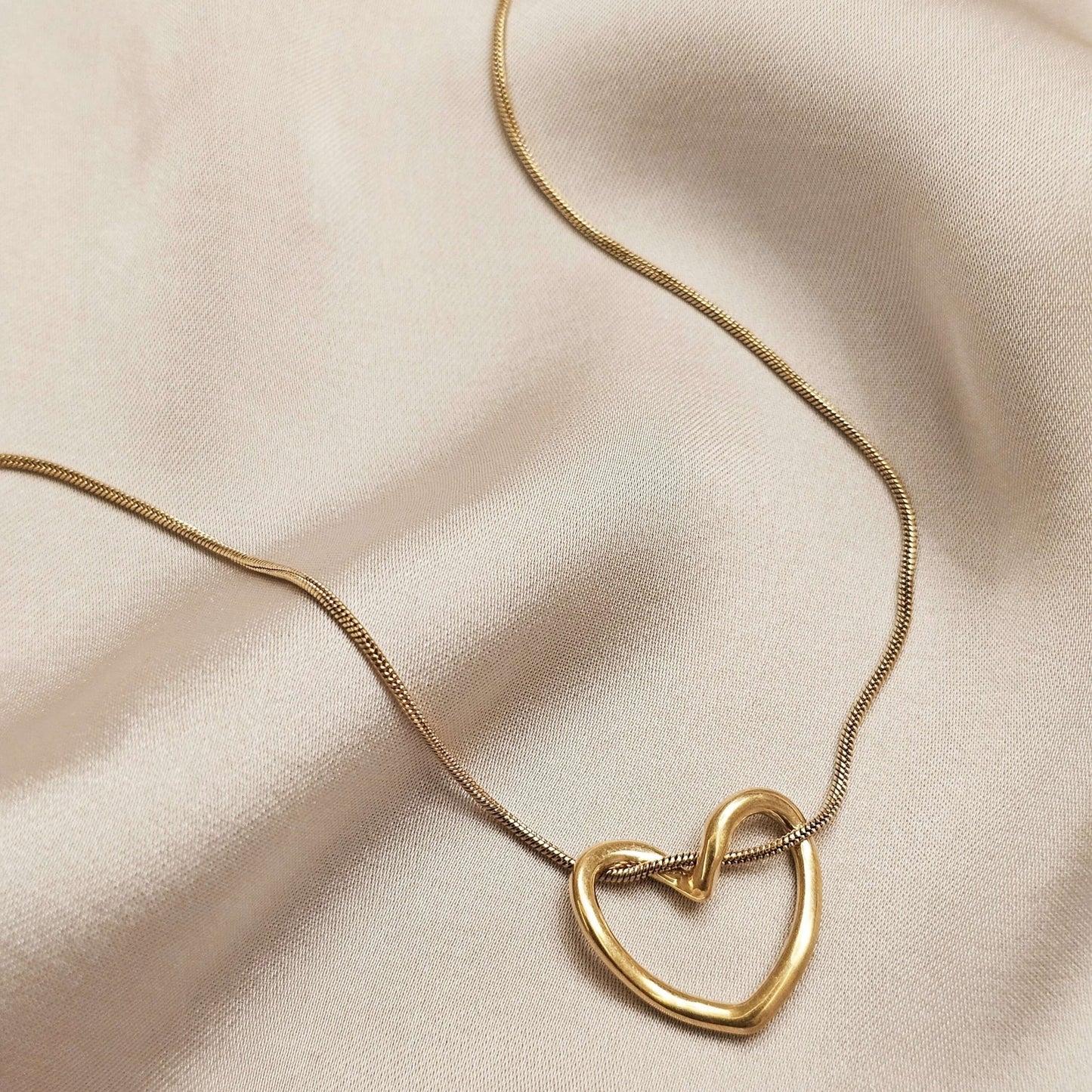 Twisted Love Heart Pendant Stainless Steel - FAH Jewelry