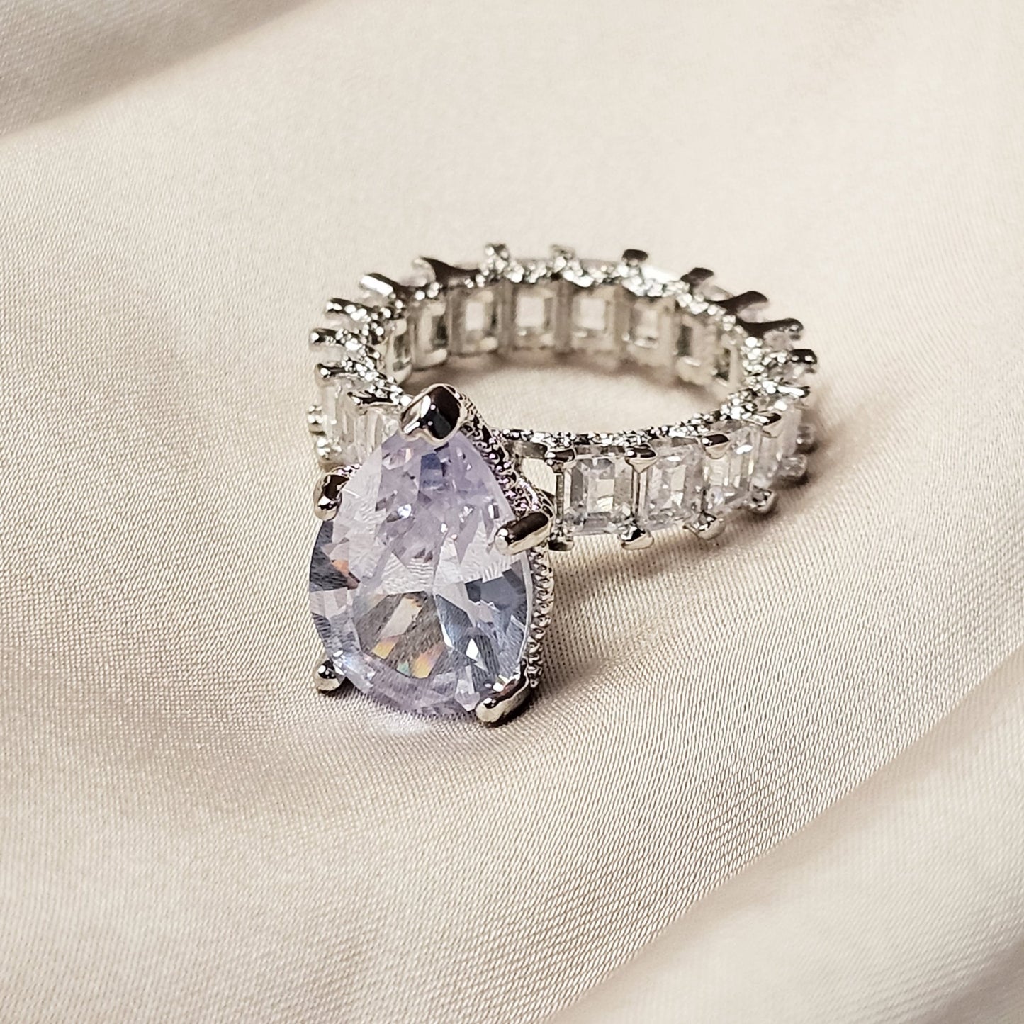 Unique Cocktail Pear Cut Engagement Ring - FAH Jewelry