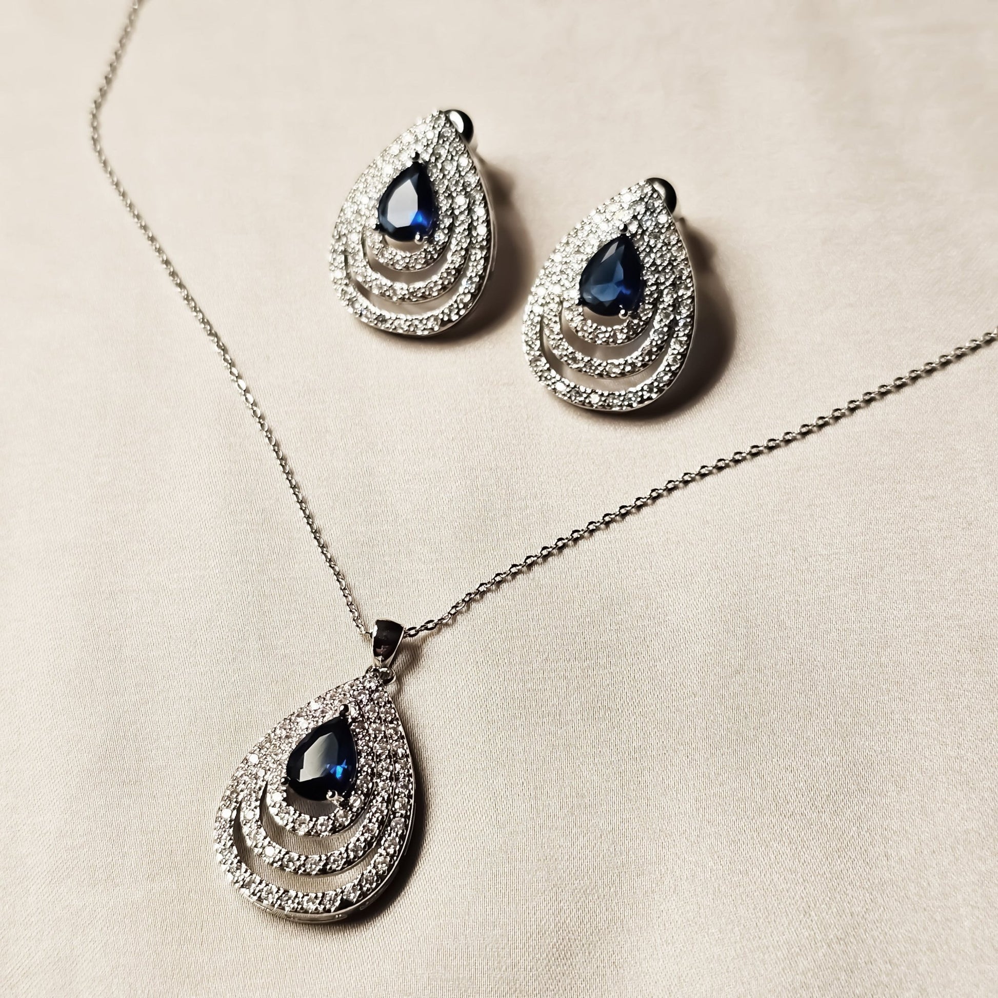 Virex Blue Crystal Necklace - FAH Jewelry