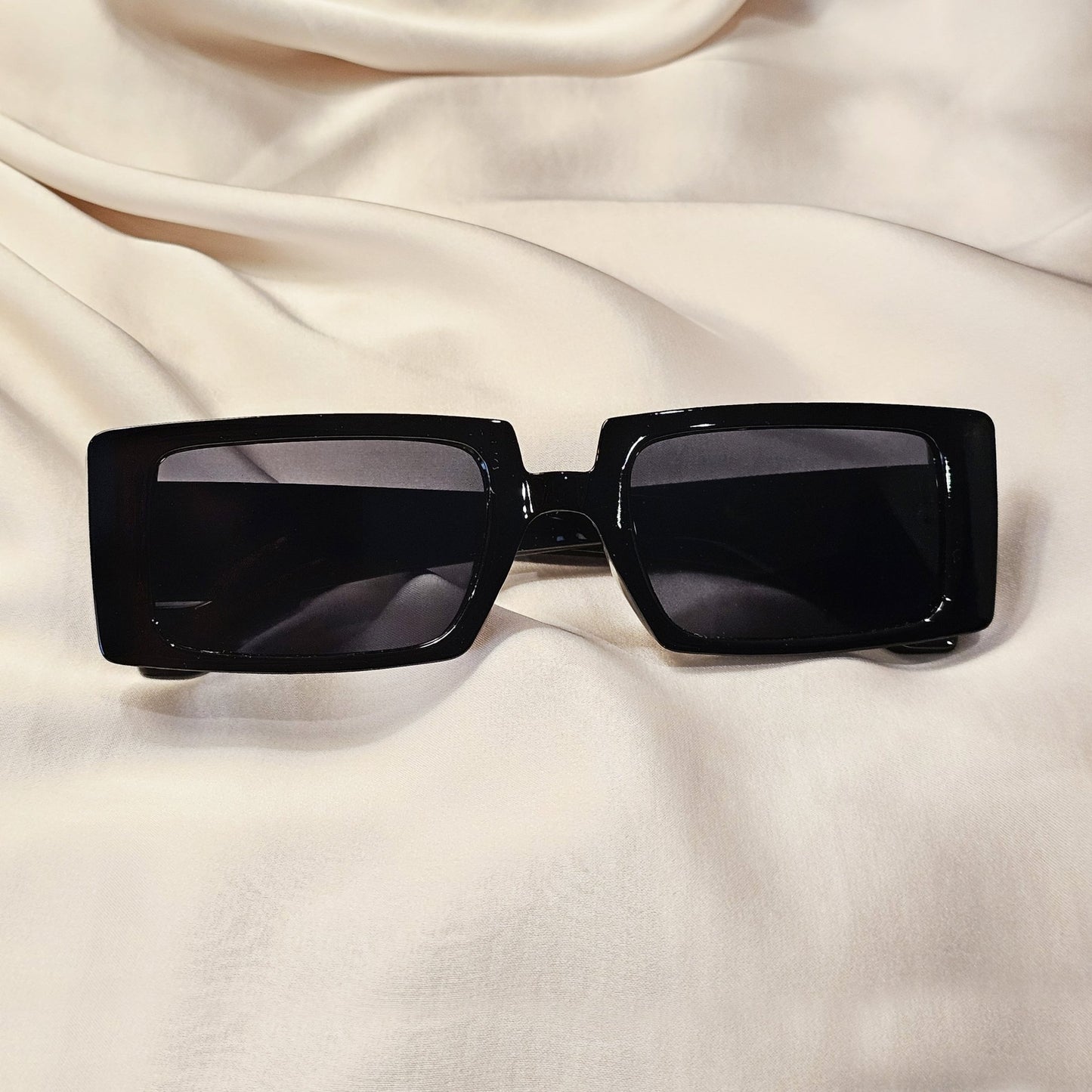 Wide Frame Retro Sunglasses - FAH Jewelry