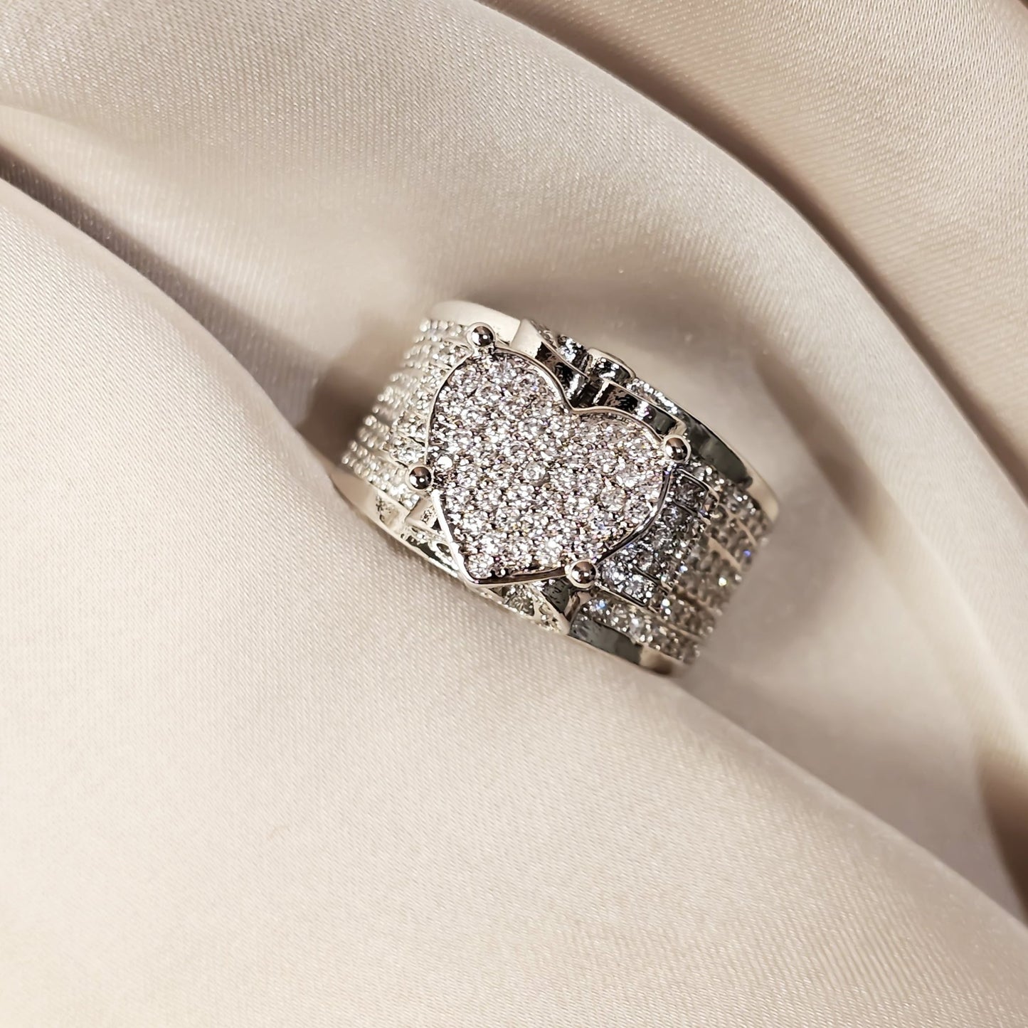 Zircon Heart Singapore Ring - FAH Jewelry