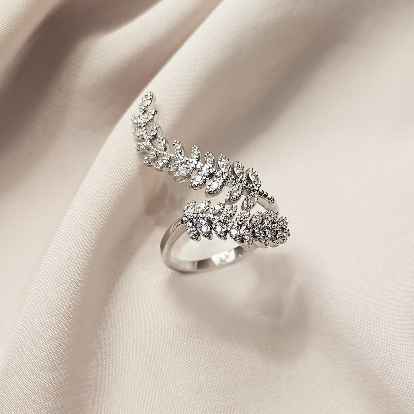 Zircon Rhinestone Leaf Ring - FAH Jewelry