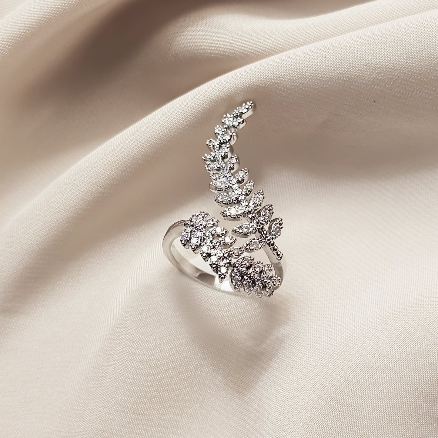 Zircon Rhinestone Leaf Ring - FAH Jewelry