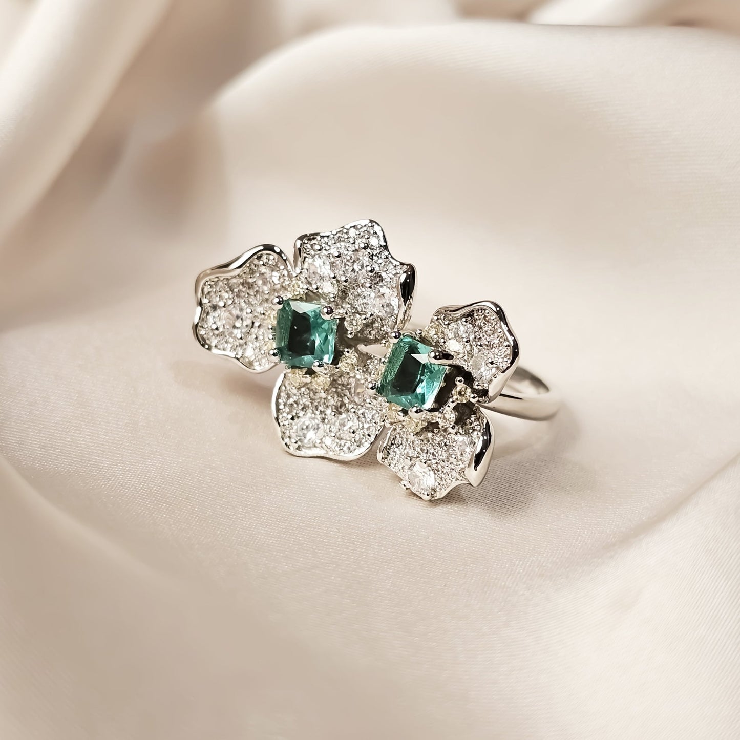 Zirconia Flower Double Color Green White Adjustable Ring - FAH Jewelry