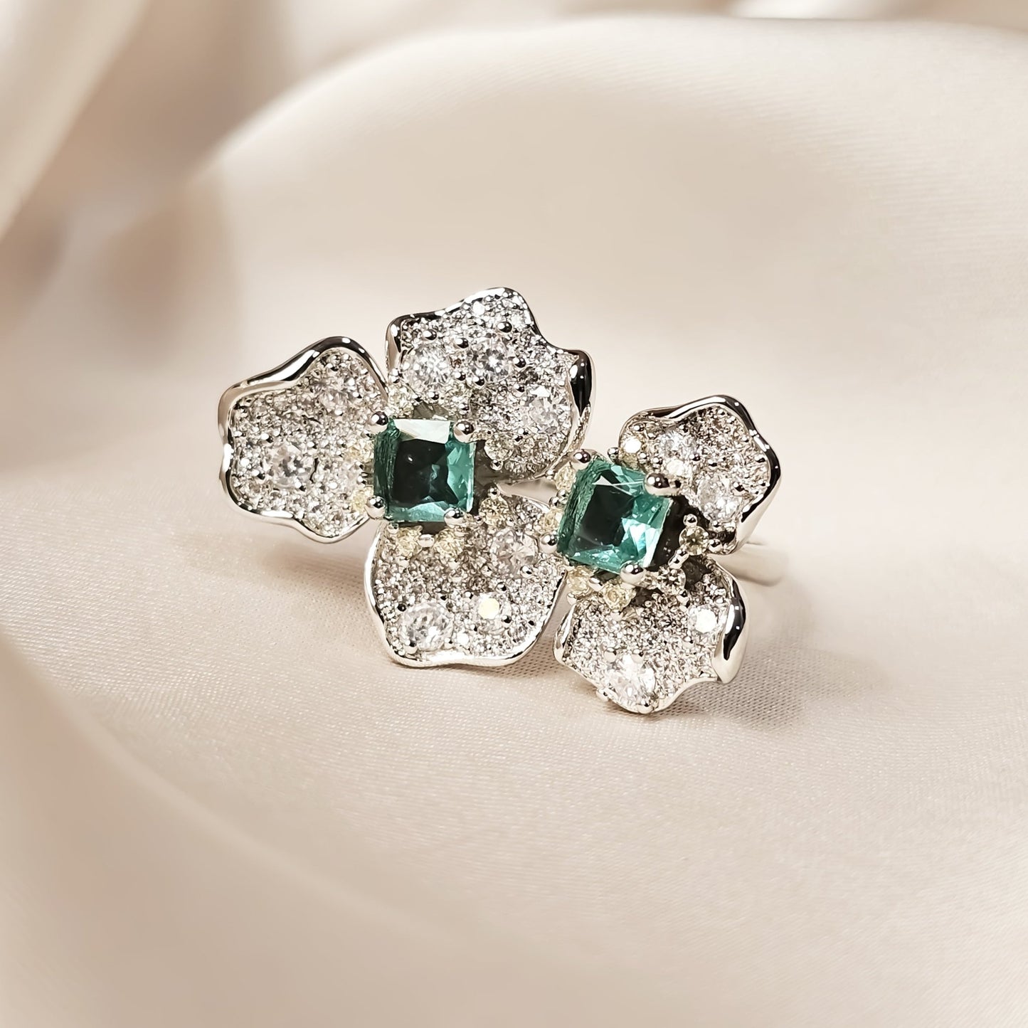 Zirconia Flower Double Color Green White Adjustable Ring - FAH Jewelry