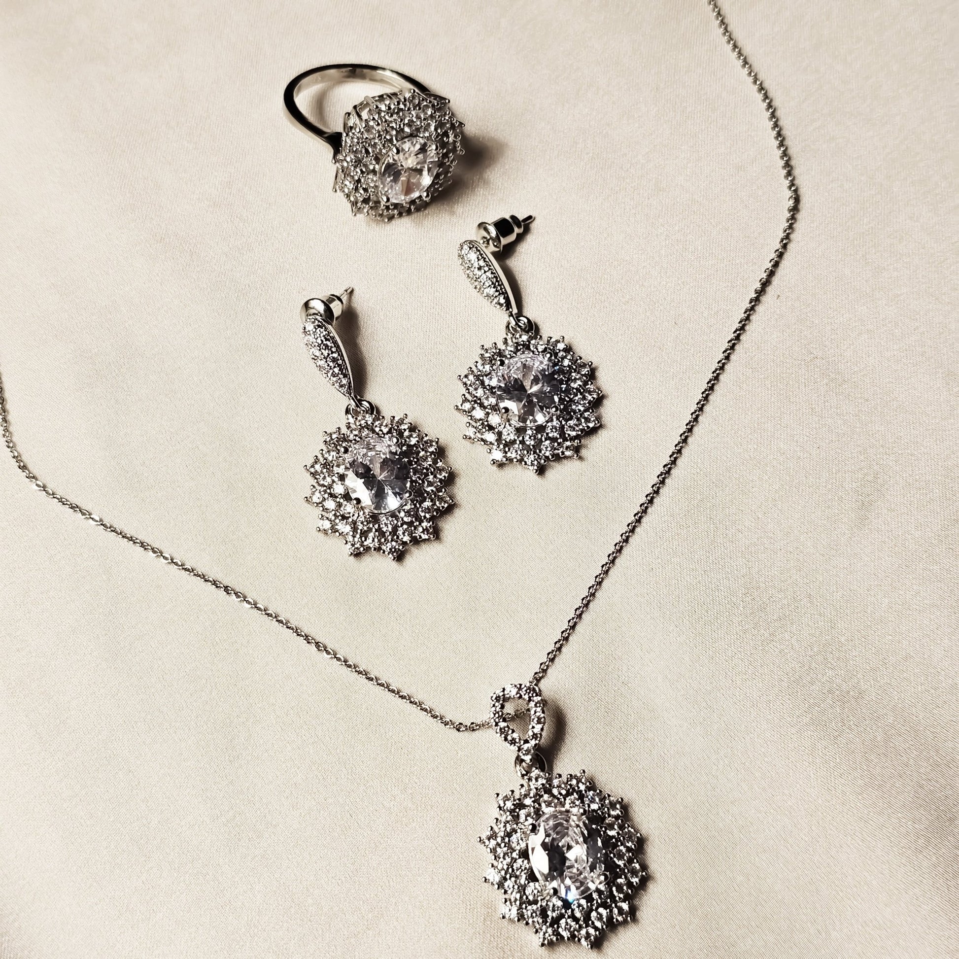 Zyra Luxe Neklace Set With Ring - FAH Jewelry